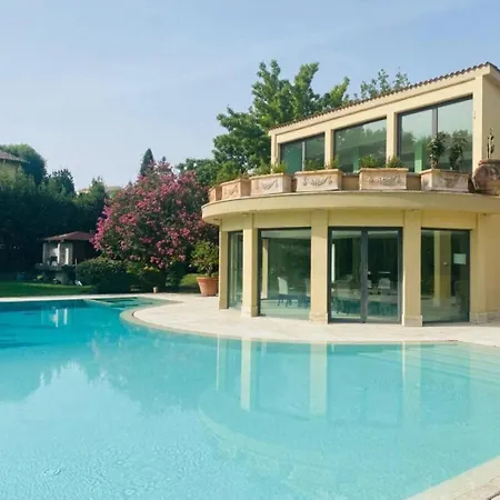 Family Perfectly Located Roma