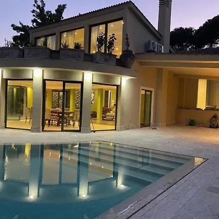 Oda ve Kahvaltı Family Perfectly Located Roma